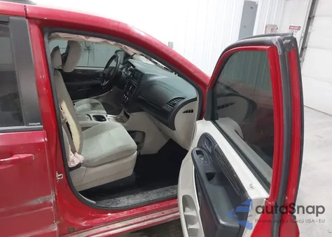 2014 Dodge Grand Caravan Sxt z USA, uszkodzony, nr VIN 2C4RDGCG0ER129866